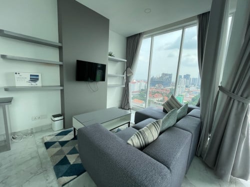 J-Tower Condo for Rent/Sale 16th Floor