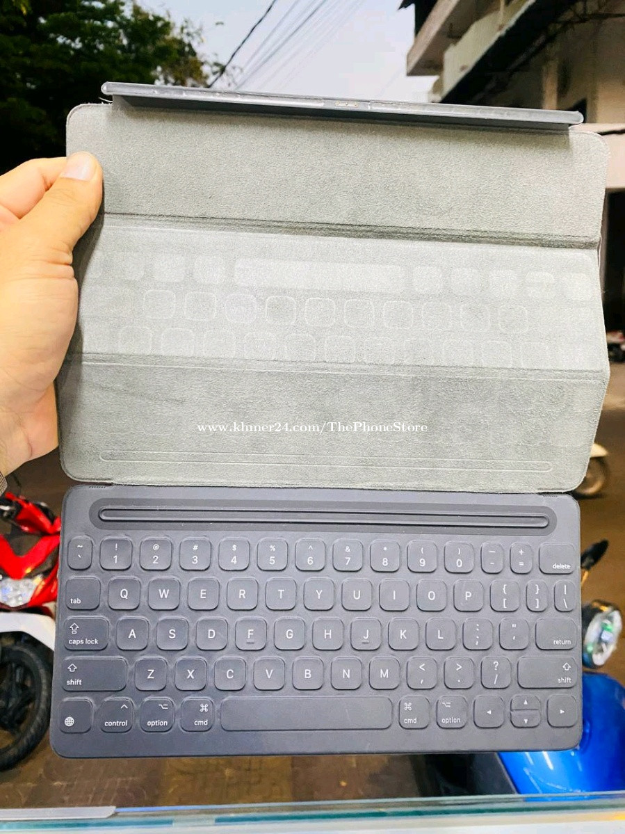 Keyboard iPad Pro 10.5 inch & 11 inch original Price 1 in Phnom Penh