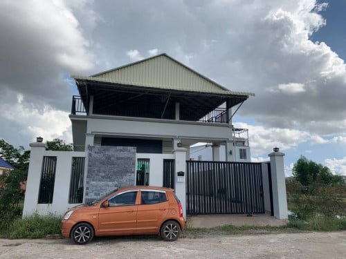 Siem Reap City, Svaythom Market next to Siem Reap Angkor Real Estate
