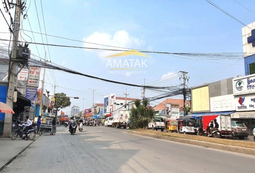 ដីមានចំណូលស្រាប់លក់នៅជាប់ផ្លូវហាណូយ