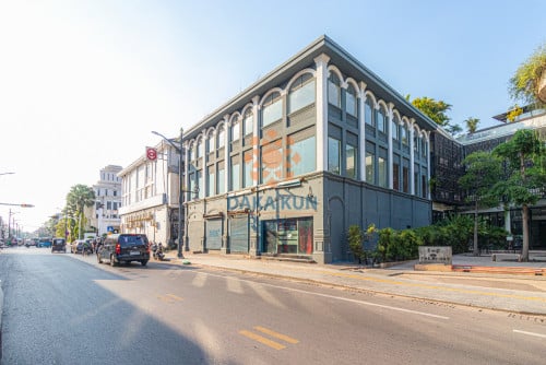 Commercial Building for Rent in Krong Siem Reap-near Sivutha St.