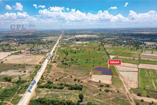 ដីលក់បន្ទាន់ ម្ចាស់ដើម នៅកំបូល ជិតផ្លូវ៤២ បុរីវីលៀម ឡេងណាវ៉ាត់ត្រា ម៉មថានី