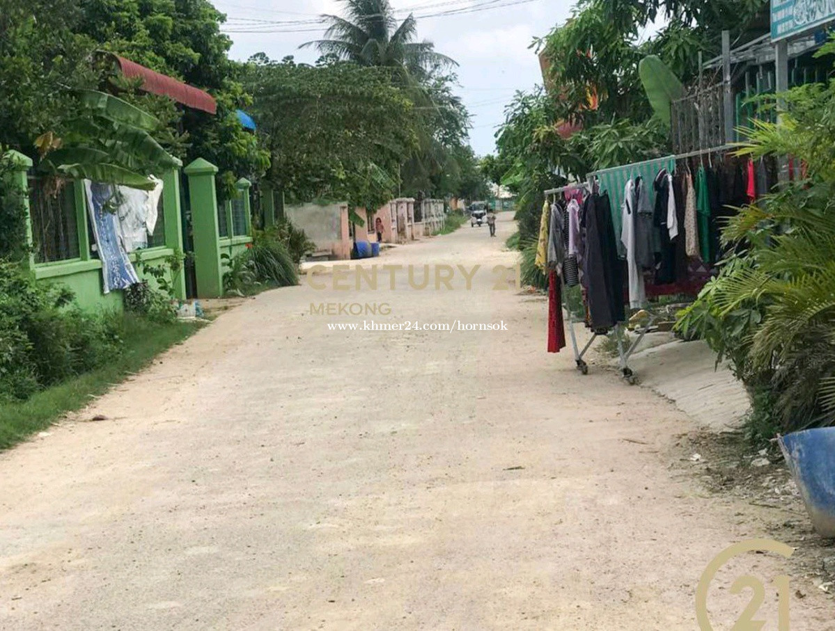 ដីសម្រាប់លក់់ &Land for Sale Price 105000.00 in Pong Tuek, Dangkao