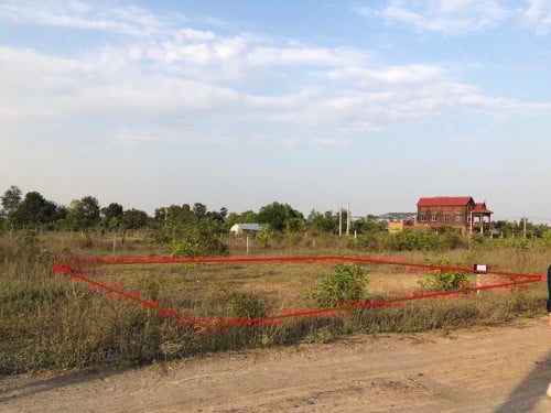 Land at Prasit ដីនៅប្រសិទ្ធ