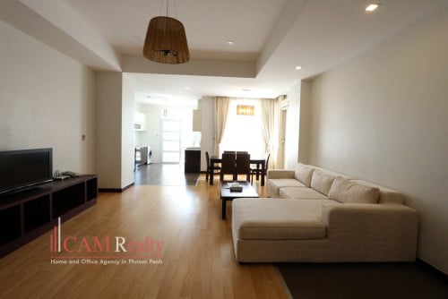 「日本語もOK」Tonle Bassac area| Spacious 2 bedrooms serviced apartment for rent
