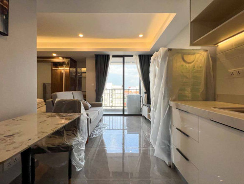 New! Apartment for rent with Swimming Pool and Gym in Boeng Trobek (near Russian Market)