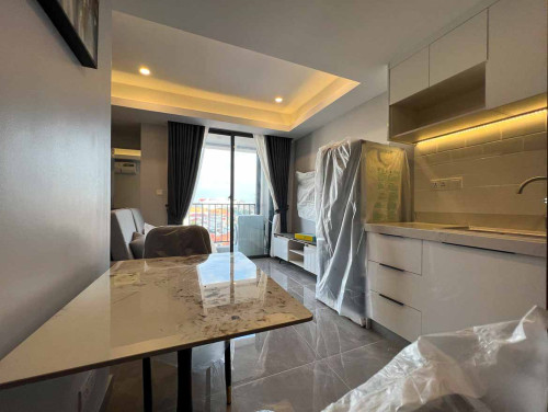 New! Apartment for rent with Swimming Pool and Gym in Boeng Trobek (near Russian Market)
