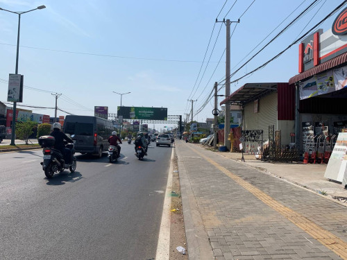 Land for Rent located in Preaek Liep / Property Code: VBRE01205