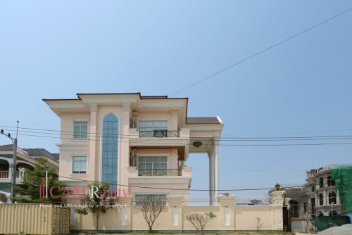 7 Bedroom Villa For Rent in Sen Sok (Near AEON Mall Sen Sok)