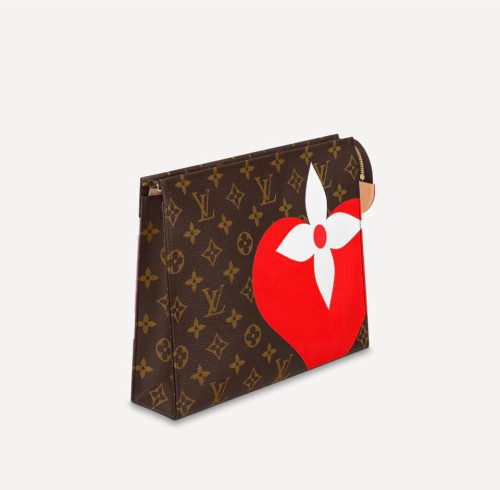 Louis Vuitton Game On Monogram Heart Toiletry Pouch 26 Poche