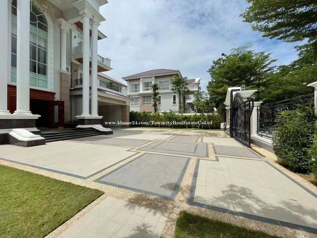 King Villa for Rent in Borey Peng Huoth Price 12000 in Boeng Keng Kang
