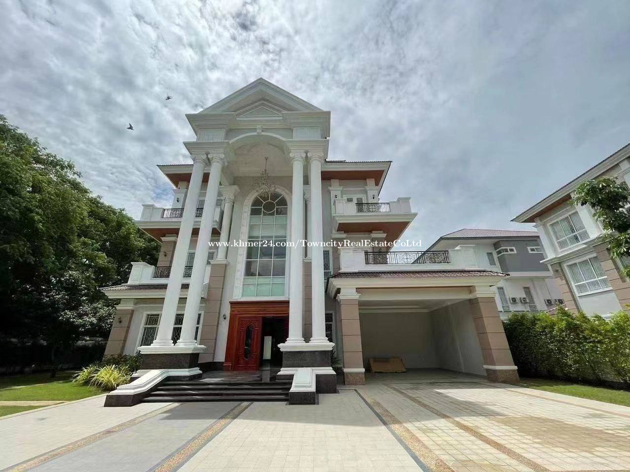 King Villa for Rent in Borey Peng Huoth Price 12000 in Boeng Keng Kang