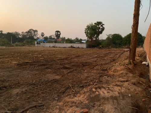 ដីជួលជិតផ្សារបែកចាន​ តម្លៃជួលធូធូថ្លៃ