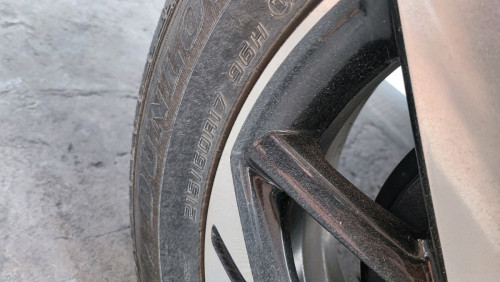 សំបកកង់ខ្នាត 215/60R17សម្រាប់ Toyota Rush