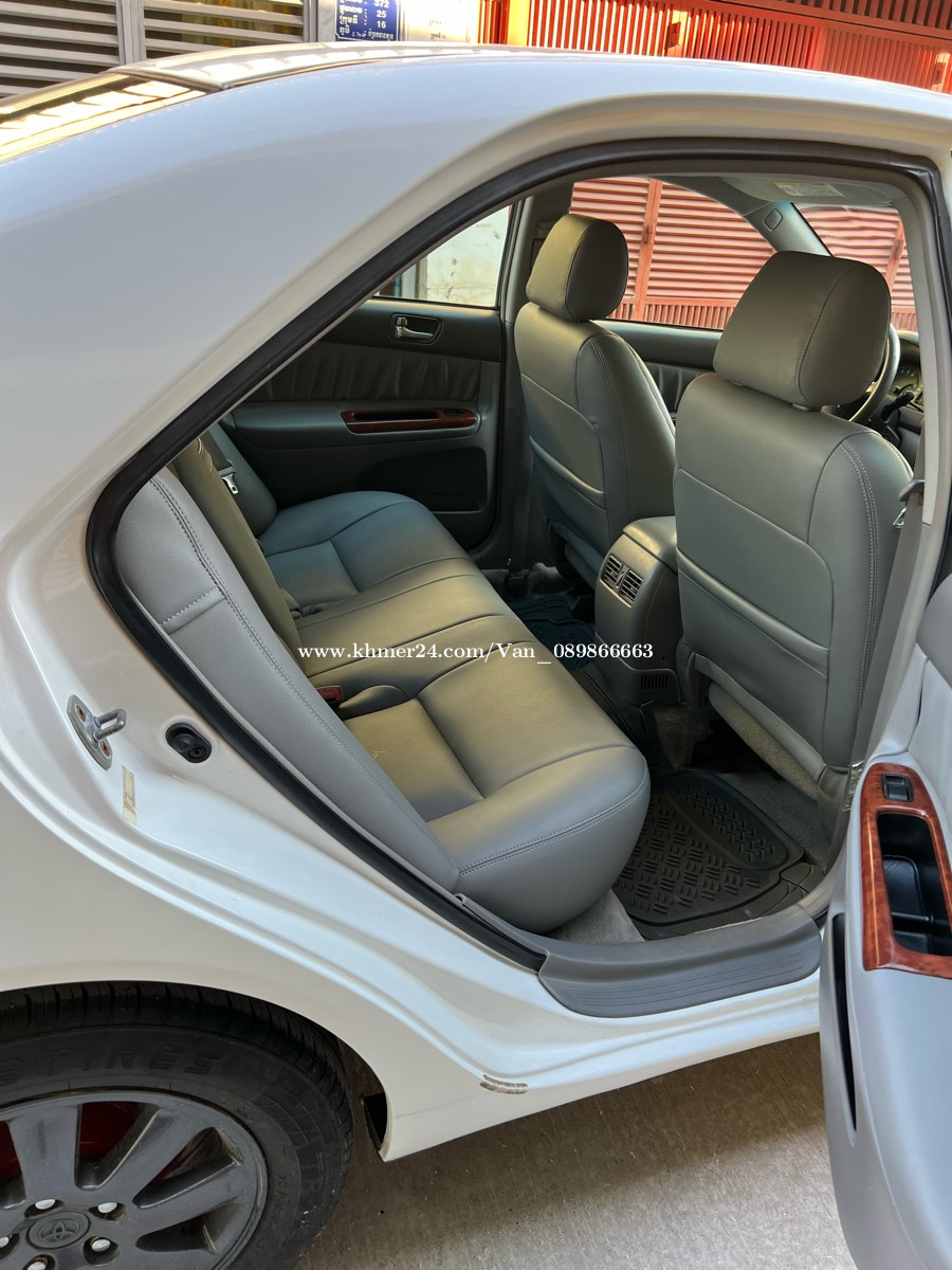 Toyota Camry 2002 xle half full ពោងសុវត្ថិភាព 8 Price 13300 in Phnom
