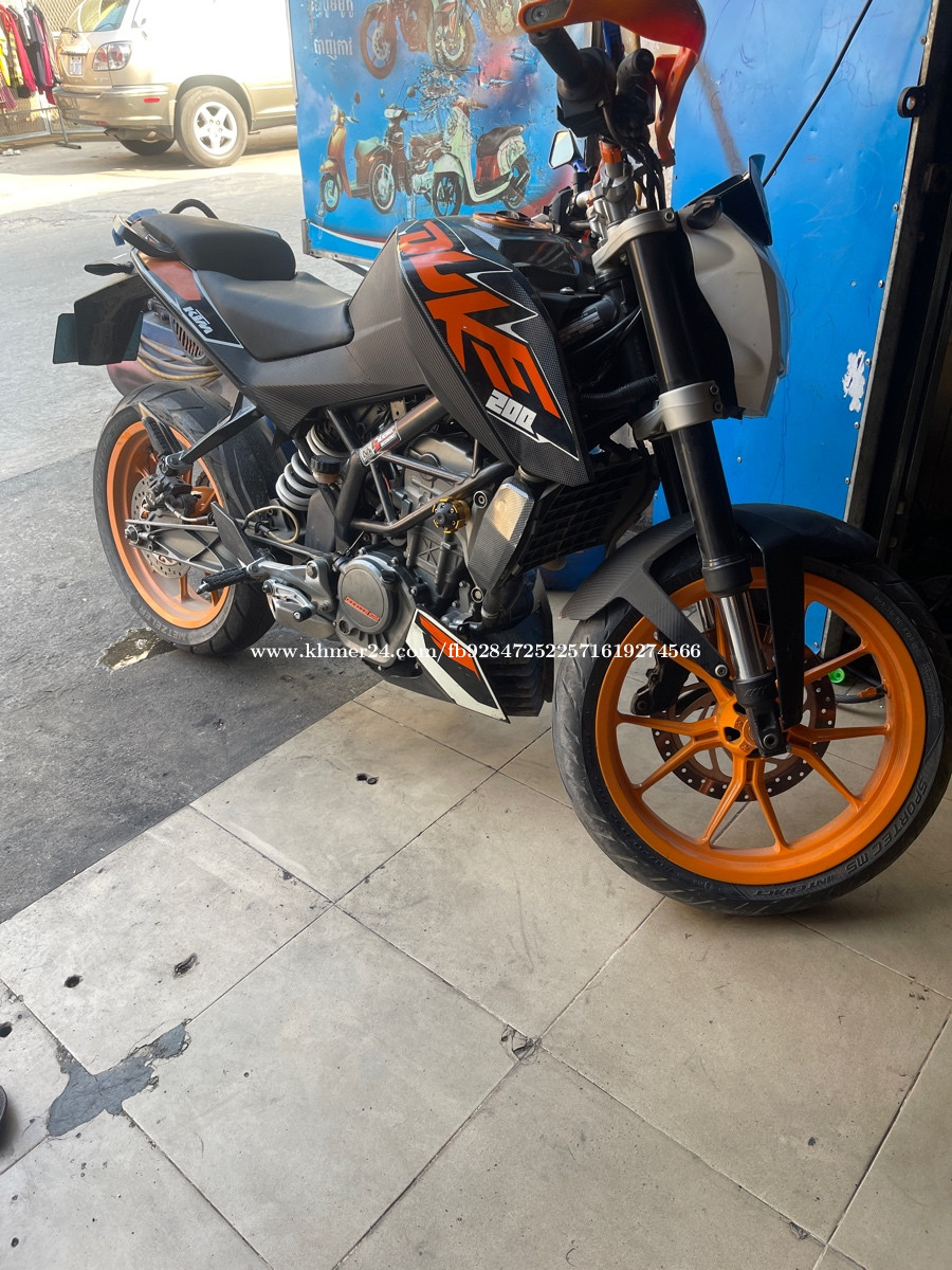 Ktm duke Price 1350 in Phnom Penh, Cambodia ជាងឌីម៉ូតូគ្រប់ធន់ ជាងឌី