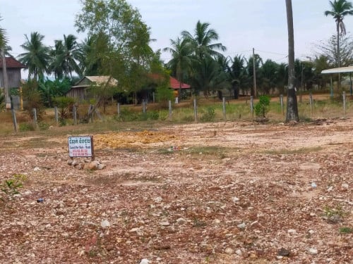 ដីលក់បន្ទាន់ជាប់ផ្លូវជាតិលេខ3