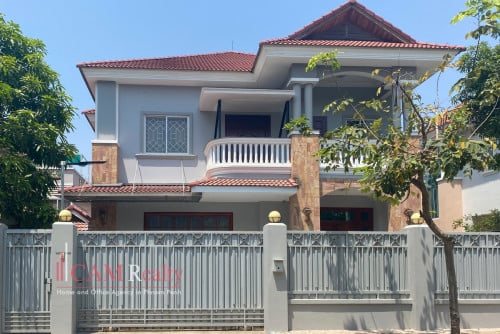 Bassac Garden City| 4 bedrooms deluxe villa in gated community for rent| Private swimming pool