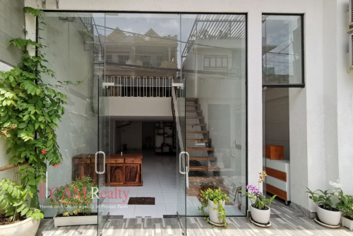 BKK3 area| 12 studio apartment building for rent