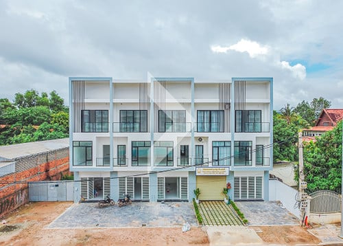 ផ្ទះអាជីវកម្មសម្រាប់លក់ក្នុងក្រុងសៀមរាប/Shophouse for Sale - Sala Kamraeuk, Siem Reap