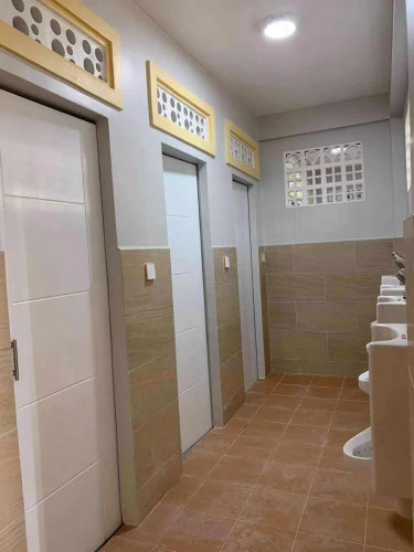 Big indoor market for rental