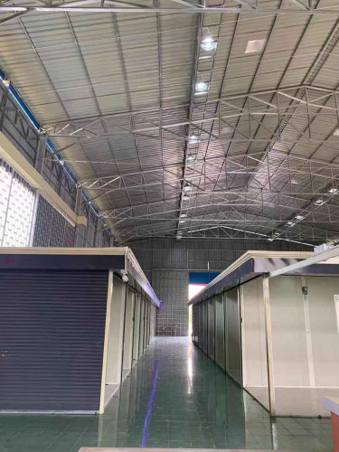 Big indoor market for rental