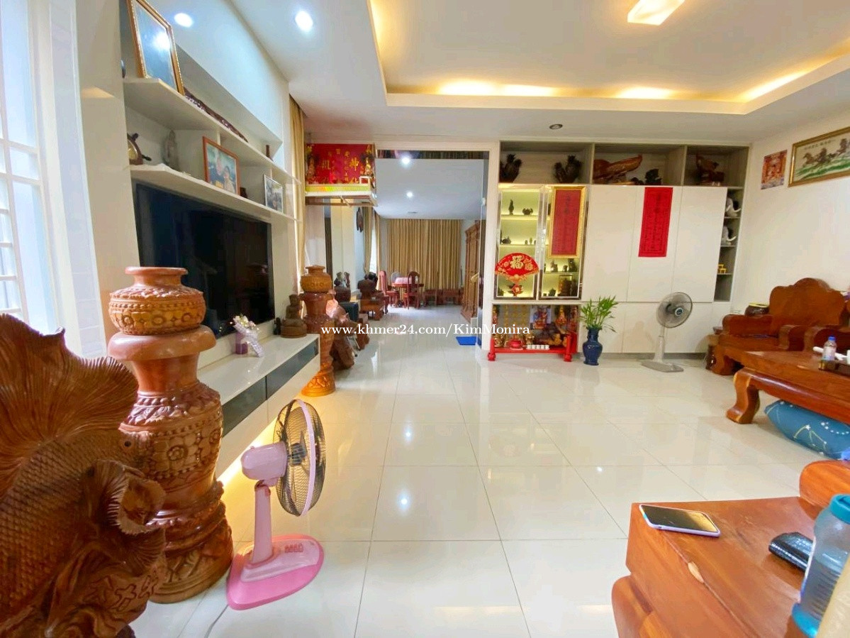 វីឡាភ្លោះ A សម្រាប់ជួល | Villa Twin A For Rent Price $1800.00 In ...