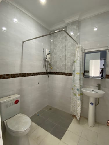 ដងជប់ជញ្ជាំង វាំងននបន្ទប់ទឹក ដងអុីណុកមិនរេះចាប់(3$-25$)