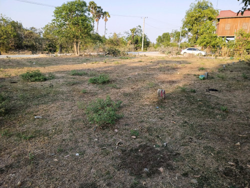 ដីកែង ផ្លូវ51