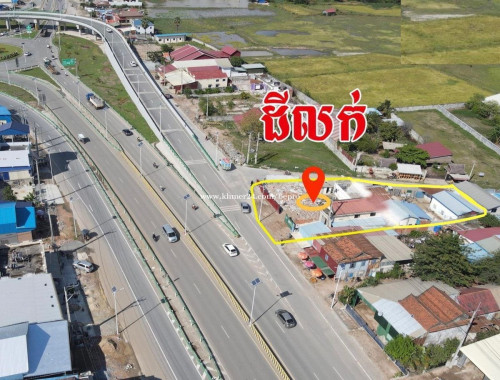 ដីទល់មុខច្រកផ្លូវល្បឿនលឿនសង្កាត់សំរោងក្រោម ខណ្ឌពោធិ៍សែនជ័យ ភ្នំពេញ