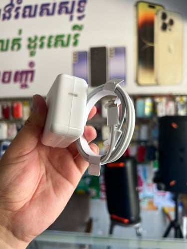 ឆ្នាំងសាក Apple iPhone 30W Original 100% ថ្មី