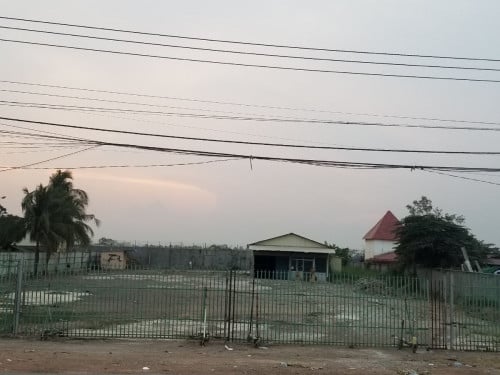 ដីសម្រាប់ជួល