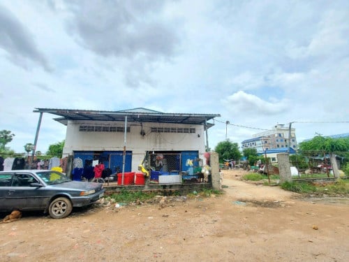 ដីលក់ប្រញ៉ាប់ អាចចចារបាន