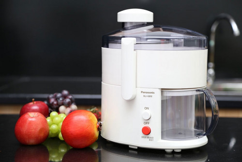 Juicer ~ ម៉ាស៊ីន​កិន​ផ្លែ​ឈើ​ Panasonic