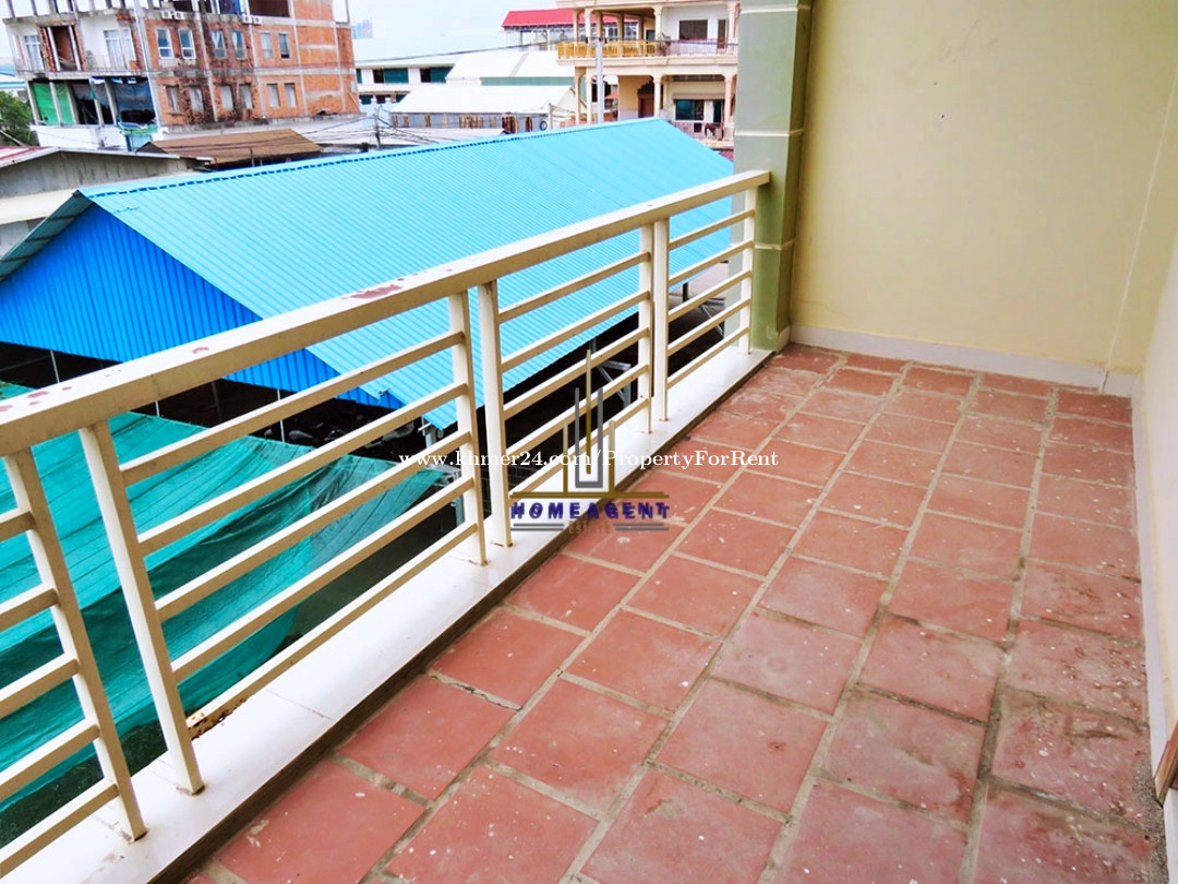 Elevator Apartment 1BED Room Rent at Toul Sangke Area Price 200 in