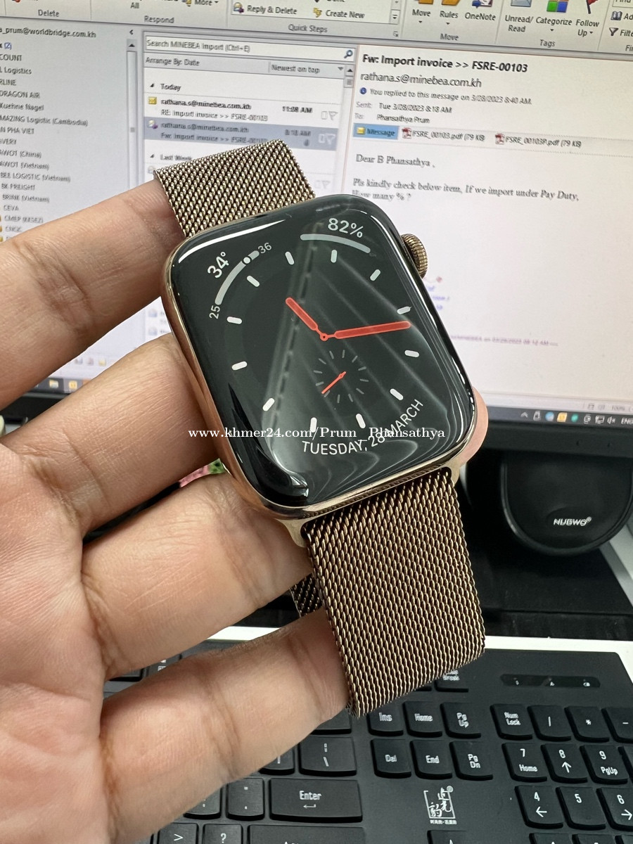 Apple Watch Series 4 44mm Gold stainless steel Price 295.00 in Tonle Basak Cambodia Phansathya Prum Khmer24