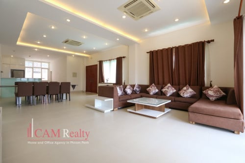 BKK1 area| 3 bedrooms apartment for rent| Swimming pool and gym