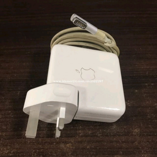 MacBook Charger used original Price 30.00 in Phsar Depou Pir, Cambodia