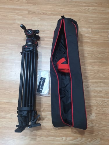 Manfrotto tripod