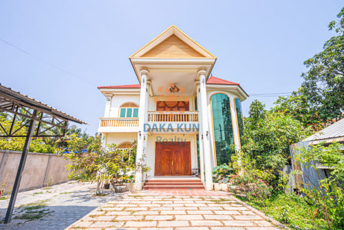 7 Bedrooms Villa for Rent in Krong Siem Reap-Svay Dangkum