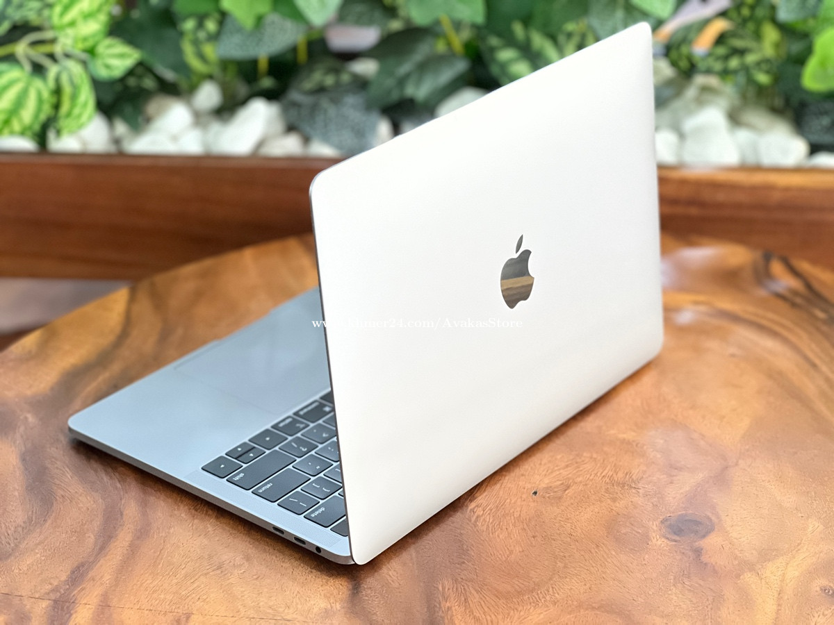 MacBook Pro 13-inch 2019, Core i7 Ram 16GB HDD 256GB Price $750.00