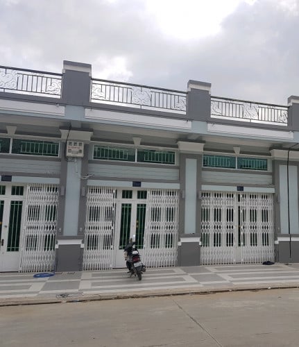 House for sale at Borey Cheary is near Chom Chao