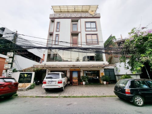 Building For Urgent Sale at Sangkat Chak Tomuk, Khan Daun Penh, Phnom Penh