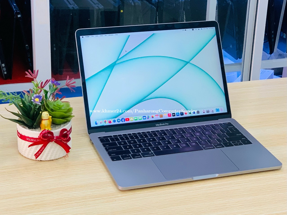 MacBook Pro 2017 price $599.00 in Tuek L'ak Pir, Tuol Kouk, Phnom