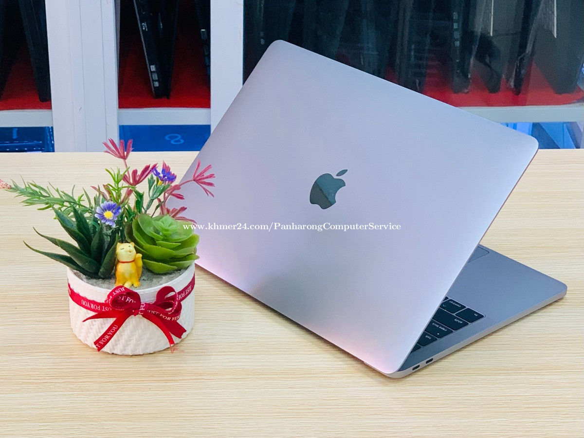 MacBook Pro 2017 price $599.00 in Tuek L'ak Pir, Tuol Kouk, Phnom