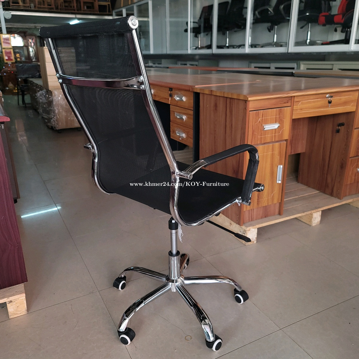VIP OFFICE CHAIR Price 65.00 in Chaom Chau 2, Cambodia ខេអូវ៉ាយ