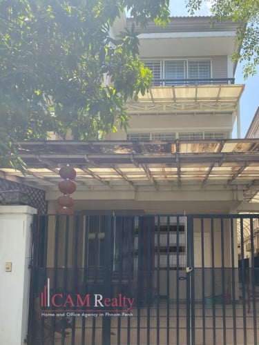4 bedrooms twin-villa in a gated community for rent in Borey Peng Huot Boeng Snor area |