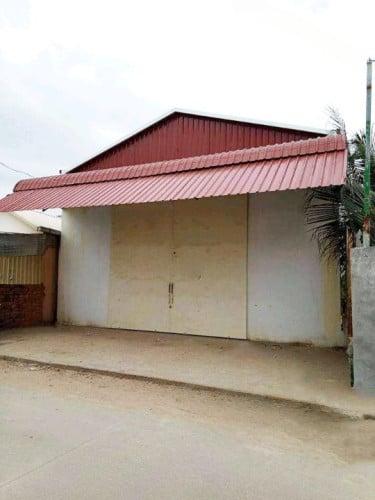 ឃ្លាំងសម្រាប់ជួល 198 (m2) ទល់មុខព្រលានយន្តហោះ