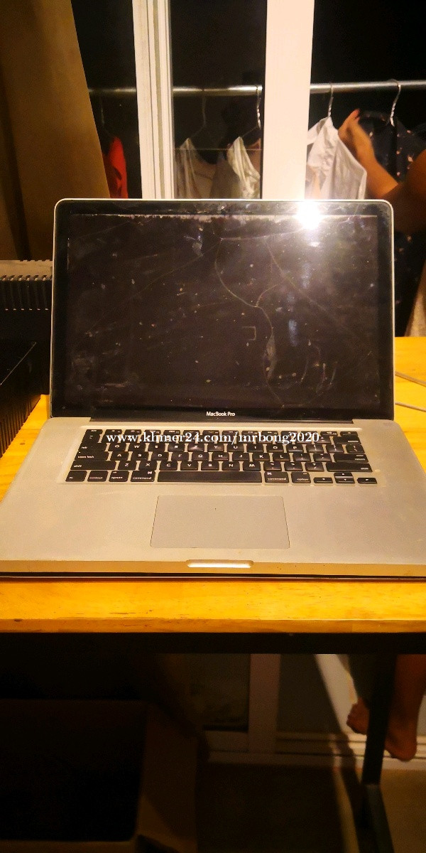 MacBook Pro (not working) Price 60 in Svay Dangkum, Cambodia Mr