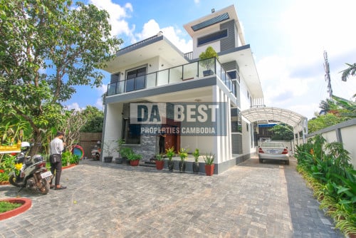 Villa for Sale in Siem Reap-Sala Kamreuk/ផ្ទះលក់បន្ទាន់ ក្នុងក្រុងសៀមរាប-សាលាកំរើក